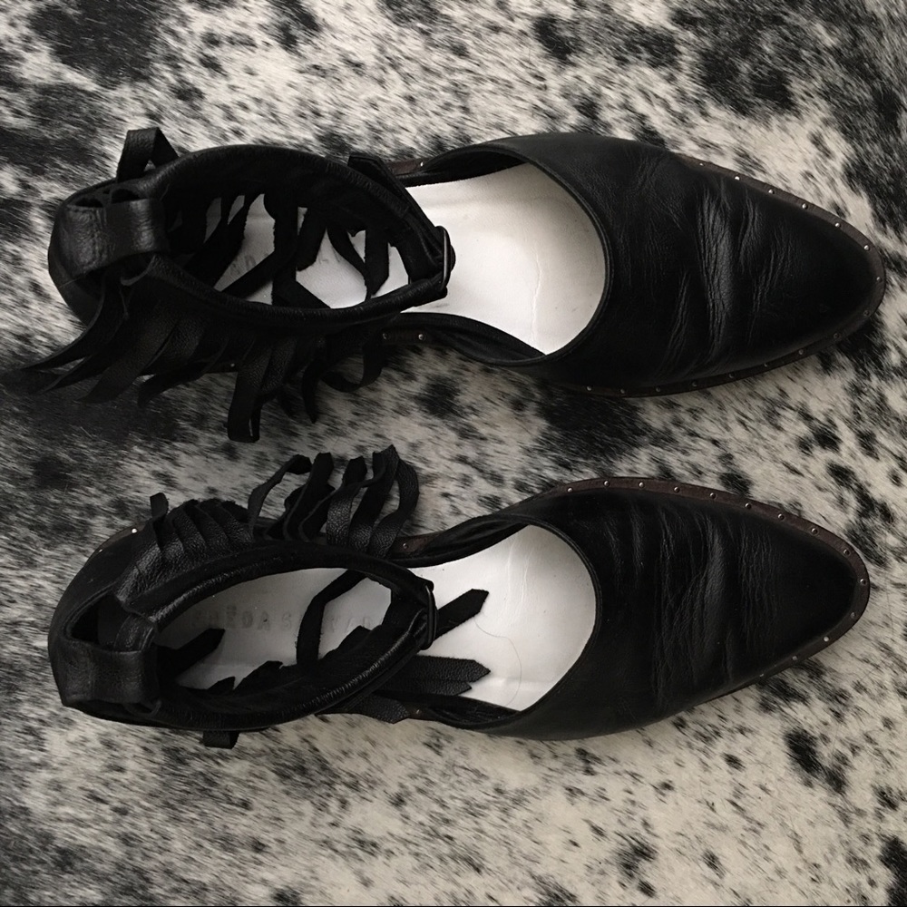 Freda Salvador Dash Fringe D’Orsay Flat - Picture 5 of 11